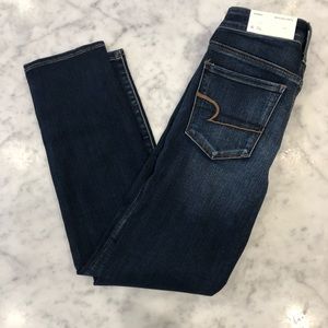 American Eagle low rise stretchy skinny jeans